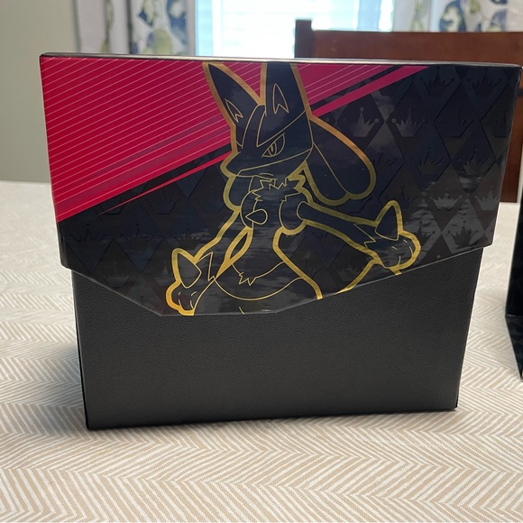 Pokemon Crown Zenith Trainer Box ETB NO PACKS - Picture 6 of 8